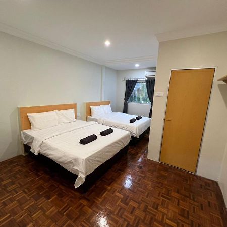 Homestay Suria Kuala Kangsar Buitenkant foto